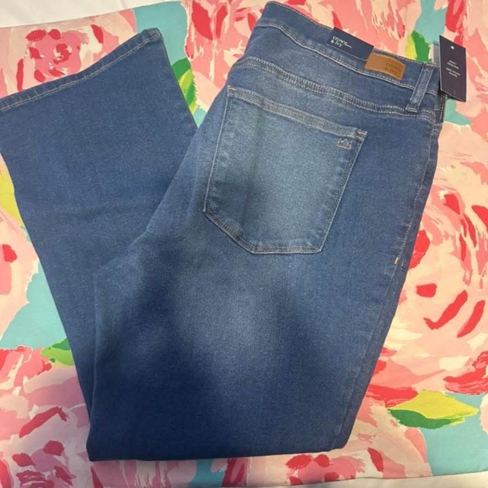 Crown and Ivy Women's Blue Denim Jeans